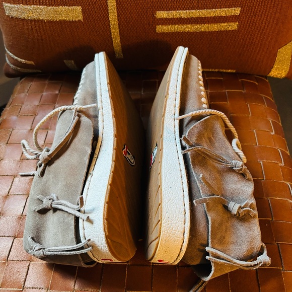 Justin Leather Moccasin Booties w/Hard Sole EUC - Picture 6 of 8